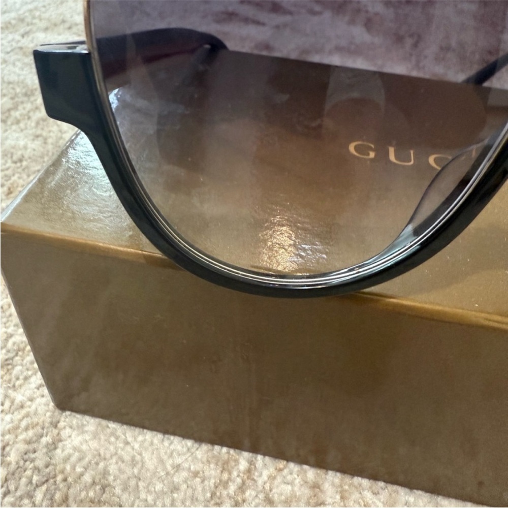 Gucci Black Oversized Sunglasses AUTHENTIC RETRO - Picture 5 of 7